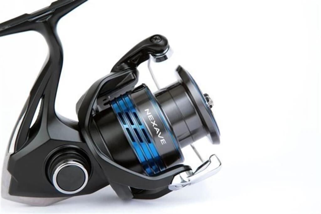 SHIMANO Nexave FL 4000 HG Spin Olta Makinesi