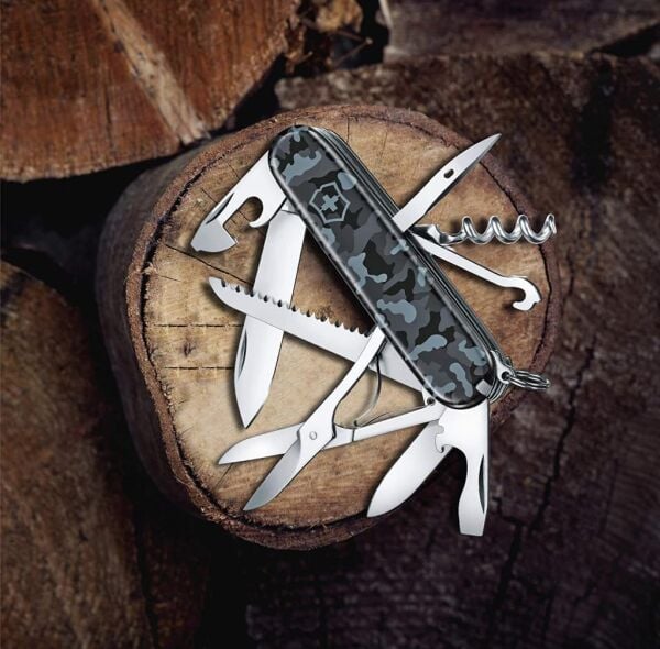 Victorinox Huntsman 91mm Lacivert Kamuflaj Çakı