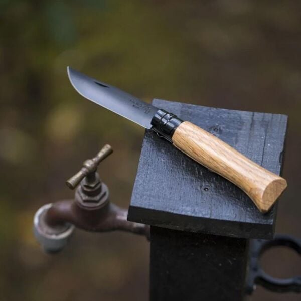 Opinel Inox Black Edition No 8 Meşe Saplı Paslanmaz Çakı (Siyah)