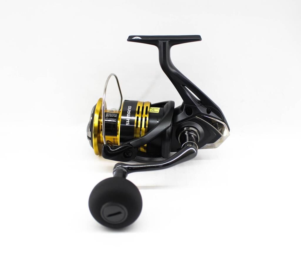 SHIMANO Reel Sahara FJ C5000 XG Spin Olta Makinesi