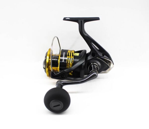 SHIMANO Reel Sahara FJ C5000 XG Spin Olta Makinesi
