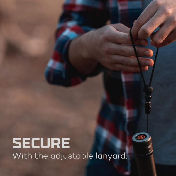 TRUE UTILITY Nebo Newton Su Geçirmez 1000 Lümen Fener