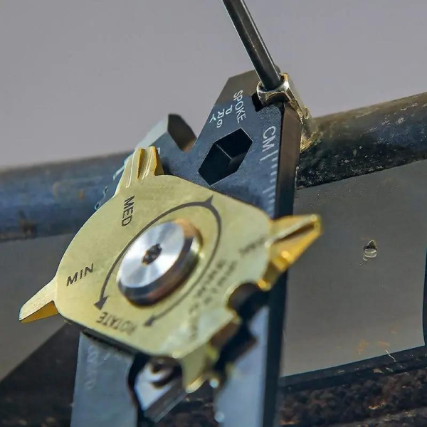 TRUE UTILITY Fıxr Tool+Anahtarlık