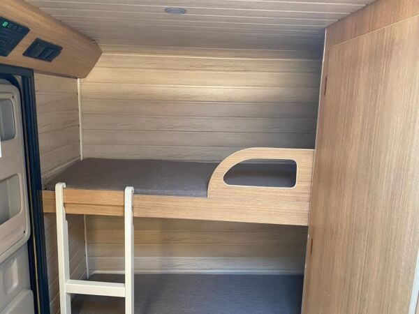 UĞUR KARAVAN / ECOLINE NS4090 Çekme Karavan