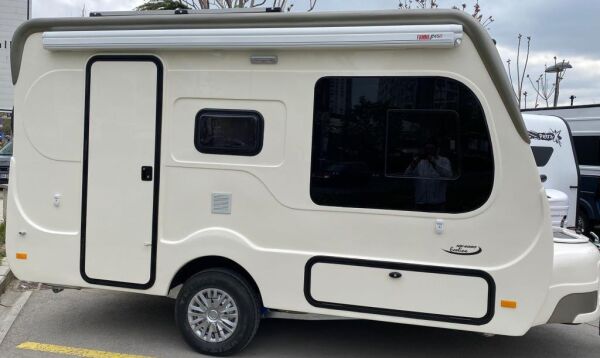 UĞUR KARAVAN / ECOLINE NS4090 Çekme Karavan