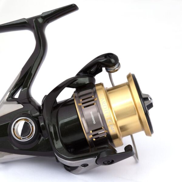 SHIMANO Cardiff Ci4+ C3000M HG Spin Olta Makinası