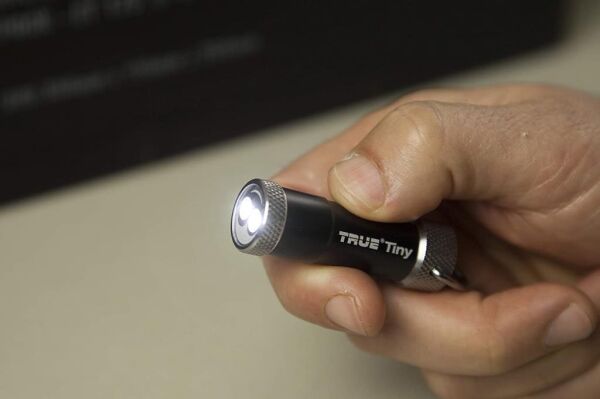 VICTORINOX True Utility Tiny Torch Led Fenerli Anahtarlık TU 284