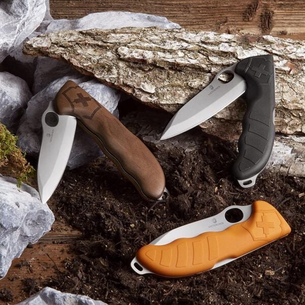 Victorinox Hunter Pro M Siyah Tek El Çakı (Kılıflı- Kutulu)